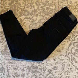 EUC size 4 short AE skinny jeans high rise